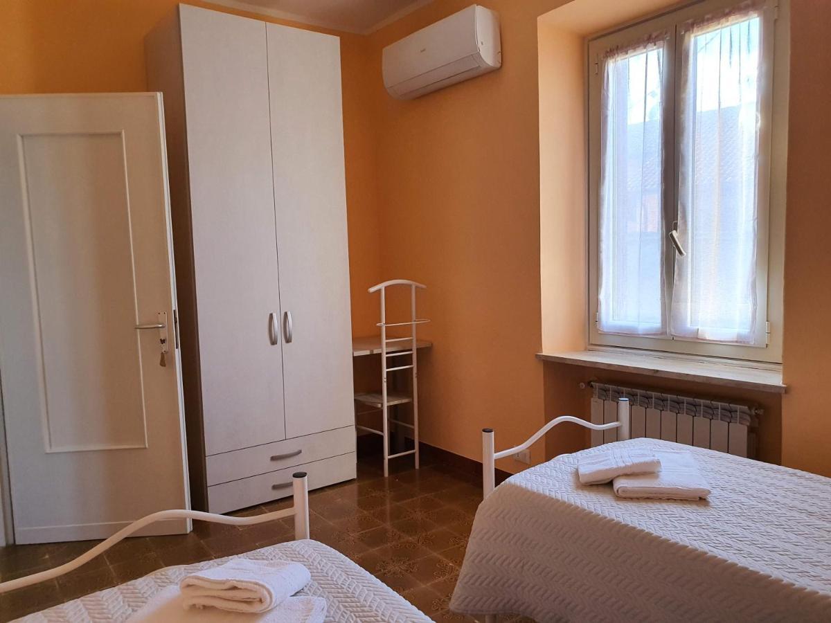 Casa Soggiorno Il Quetzales Валенца Екстер'єр фото