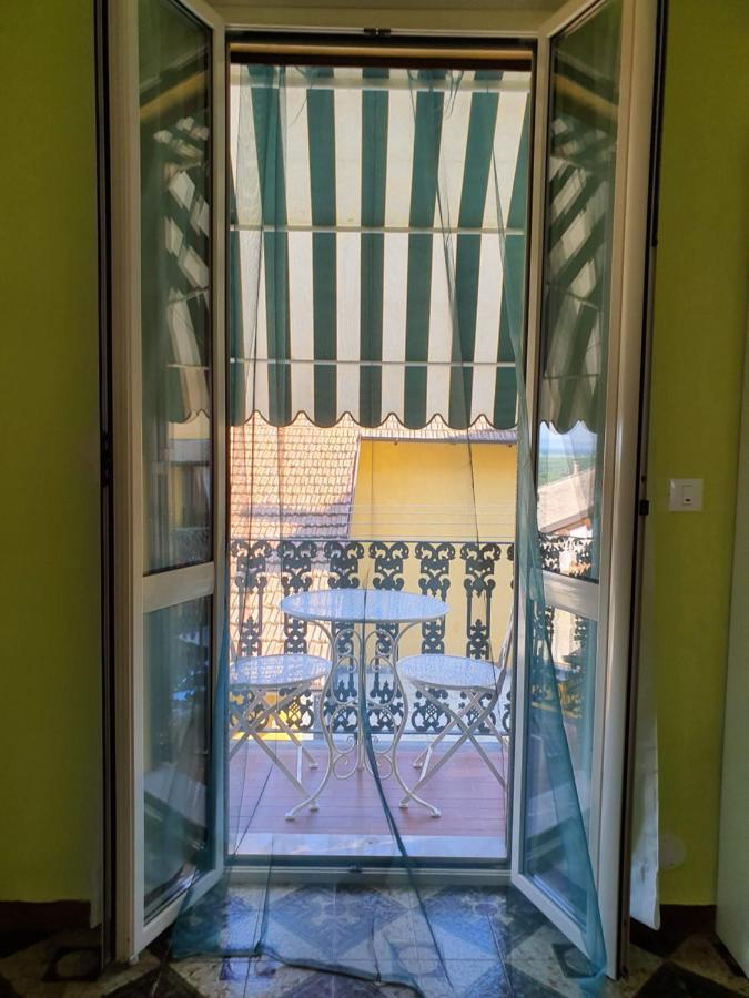 Casa Soggiorno Il Quetzales Валенца Екстер'єр фото